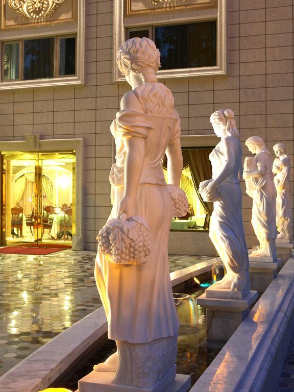 Royal Seasons Hotel Beitou Tajpej Kültér fotó