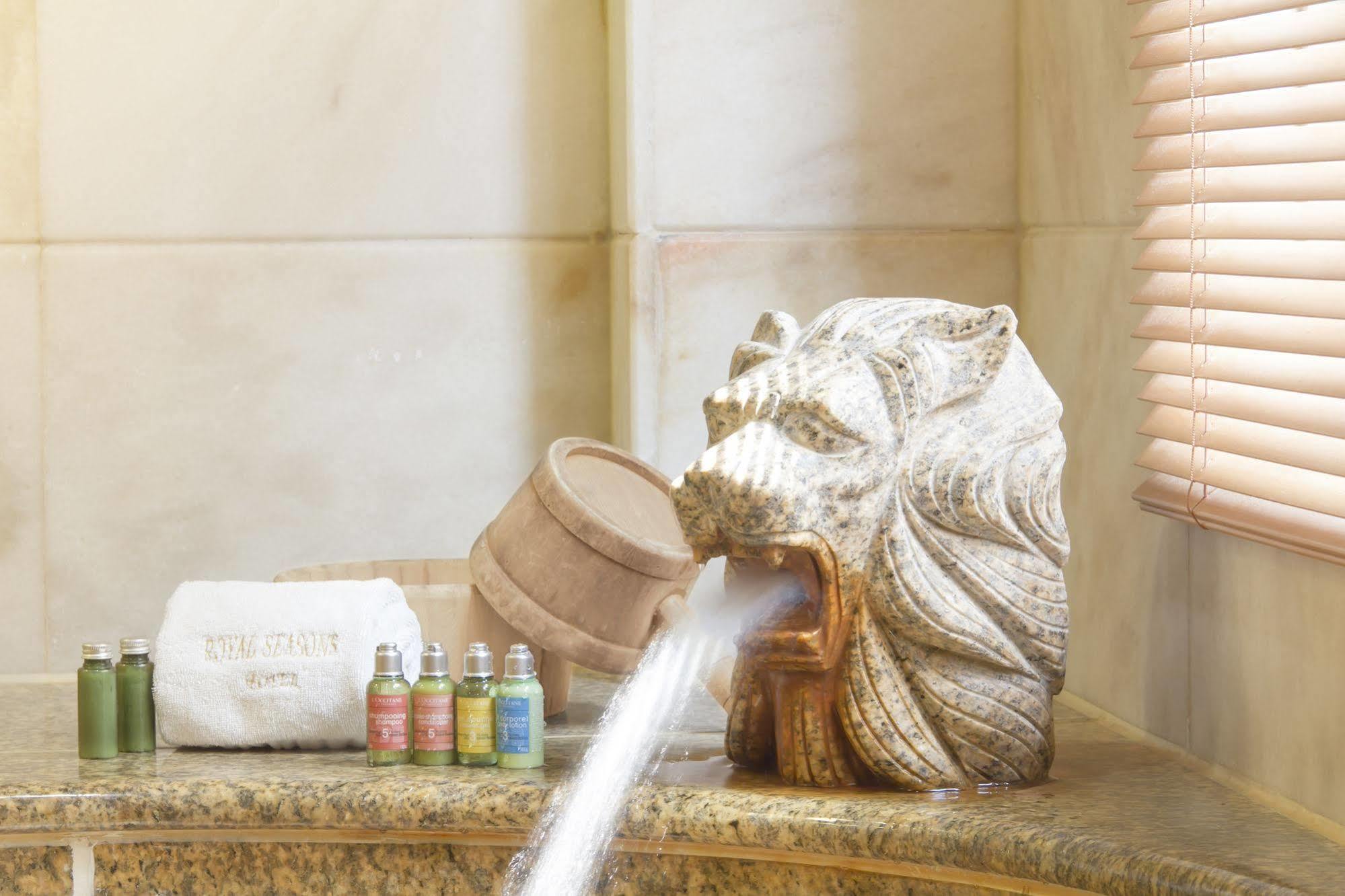 Royal Seasons Hotel Beitou Tajpej Kültér fotó